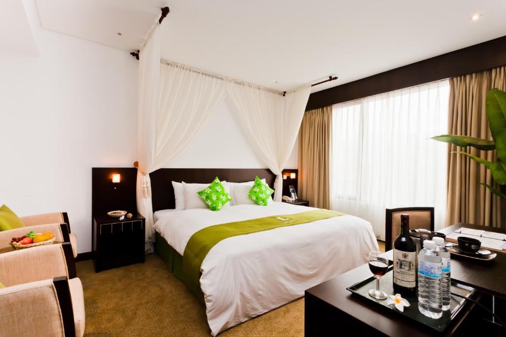 The Loft Seaside Suites Цзиньшань Номер фото