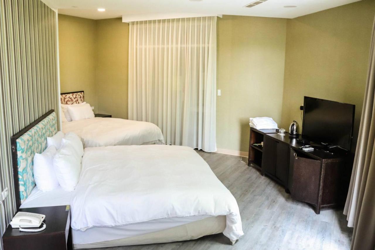 The Loft Seaside Suites Цзиньшань Экстерьер фото